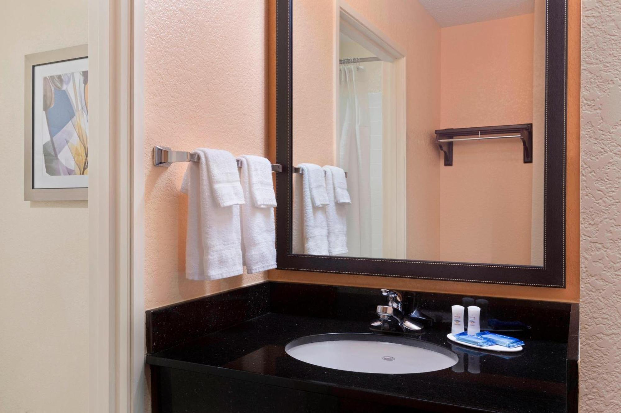 Fairfield Inn And Suites By Marriott Tampa Brandon エクステリア 写真
